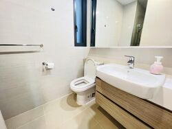The Luxurie (D19), Condominium #575930691